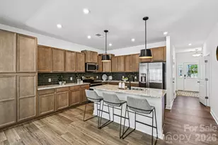 7551 Ethora Wy, Charlotte, NC 28216 - Photo 6
