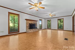 220 Wingfield Way, Brevard, NC 28712 - Photo 14