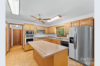 220 Wingfield Way, Brevard, NC 28712 - Photo 18