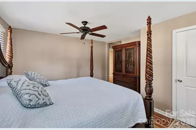 448 1st Street SW, Hickory, NC 28602 - Photo 22