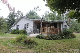 74 Vaughn Rd, Spruce Pine, NC 28777 - Photo 2