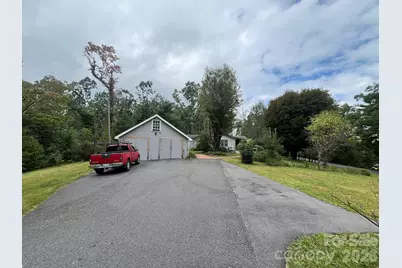 74 Vaughn Road, Spruce Pine, NC 28777 - Photo 4