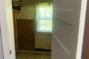 211 E Washington Ave, Bessemer City, NC 28016 - Photo 10