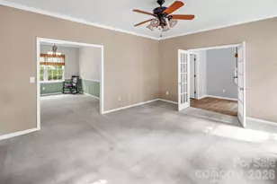 5016 Hickory Lake Ln, Matthews, NC 28105 - Photo 6
