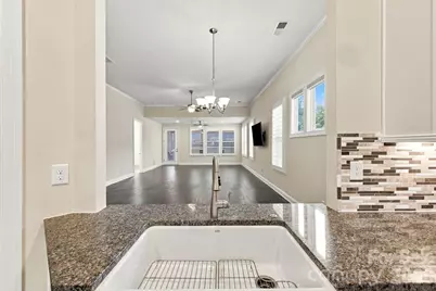 8407 Festival Way, Charlotte, NC 28215 - Photo 16