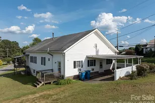 84 Falls Ave, Granite Falls, NC 28630 - Photo 2