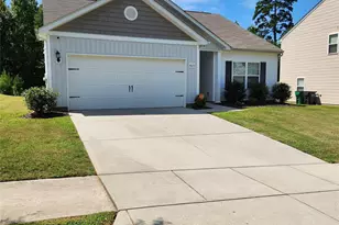 8623 Ballard Hills Ct, Charlotte, NC 28215 - Photo 1