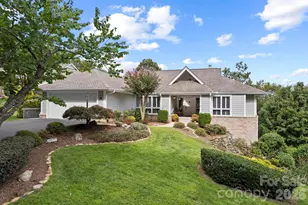 414 Ledgemont Ct, Flat Rock, NC 28731 - Photo 1