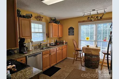 77 Stonehollow Road, Fletcher, NC 28732 - Photo 8
