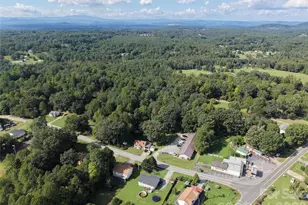 4266 Smokey Creek Rd, Lenoir, NC 28645 - Photo 8