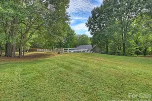 1608 Running Brook Rd, Charlotte, NC 28214 - Photo 36