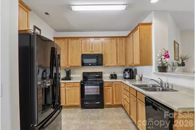 73 Foxtail Court, Hendersonville, NC 28792 - Photo 14