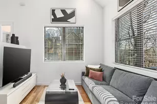 435 W Haywood St, Asheville, NC 28801 - Photo 6