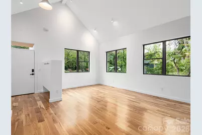 435 W Haywood Street, Asheville, NC 28801 - Photo 8