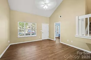 10134 Frosty Ln, Charlotte, NC 28216 - Photo 6