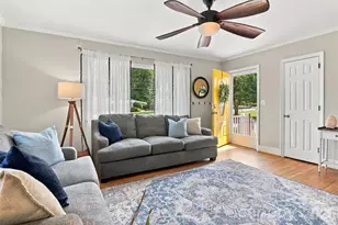 3319 Campbell Dr, Charlotte, NC 28205 - Photo 4
