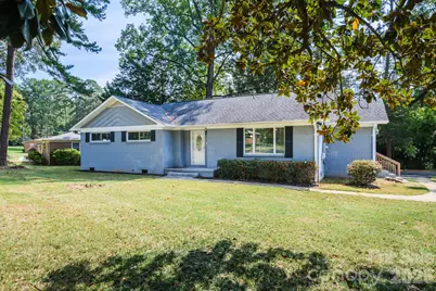 6414 Elmwood Circle, Charlotte, NC 28214 - Photo 1
