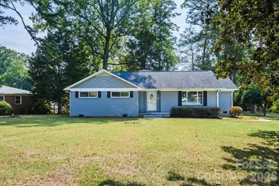 6414 Elmwood Circle, Charlotte, NC 28214 - Photo 8
