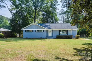6414 Elmwood Cir, Charlotte, NC 28214 - Photo 8