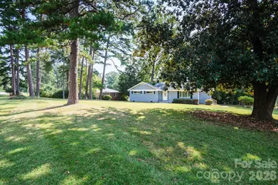 6414 Elmwood Circle, Charlotte, NC 28214 - Photo 16