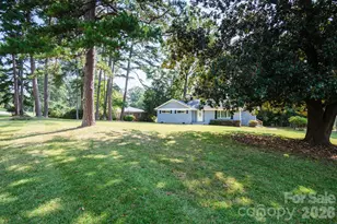 6414 Elmwood Cir, Charlotte, NC 28214 - Photo 16