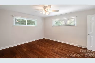 6414 Elmwood Circle, Charlotte, NC 28214 - Photo 4