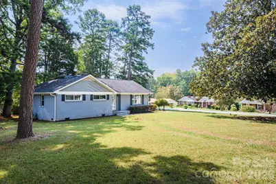 6414 Elmwood Circle, Charlotte, NC 28214 - Photo 14