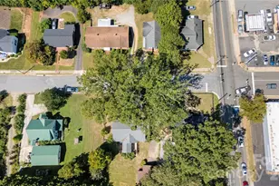309 S Main Ave S, Newton, NC 28658 - Photo 36
