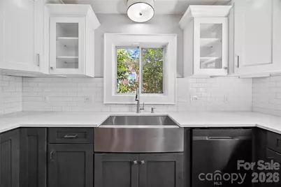 309 S Main Avenue S, Newton, NC 28658 - Photo 10