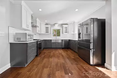 309 S Main Avenue S, Newton, NC 28658 - Photo 8