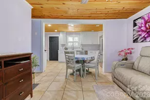 312 Jack St, Hendersonville, NC 28792 - Photo 8