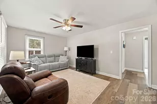208 Faile St, Fort Mill, SC 29715 - Photo 6
