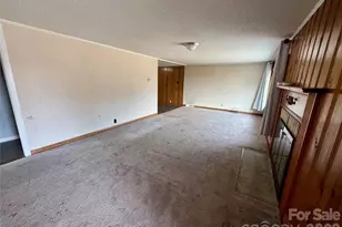 545 Collins St, Kannapolis, NC 28083 - Photo 8