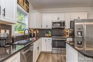 294 Bluegill Ln, Statesville, NC 28625 - Photo 8