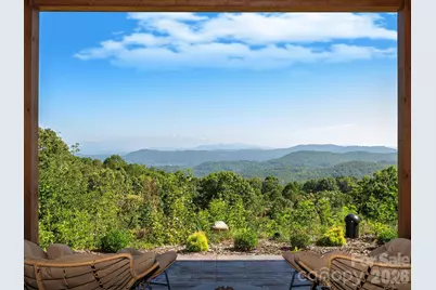 536 Faircrest Lane, Hendersonville, NC 28739 - Photo 8