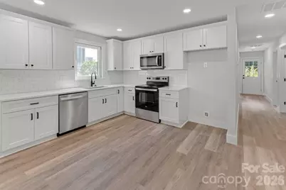308 N Caldwell Avenue, Newton, NC 28658 - Photo 6