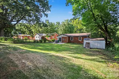 3960 Bristol Drive, Charlotte, NC 28208 - Photo 6