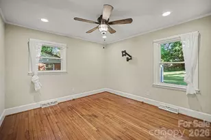 3960 Bristol Dr, Charlotte, NC 28208 - Photo 16