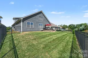 110 Boatwright Ln, Mooresville, NC 28117 - Photo 6