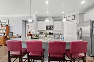 110 Boatwright Ln, Mooresville, NC 28117 - Photo 2