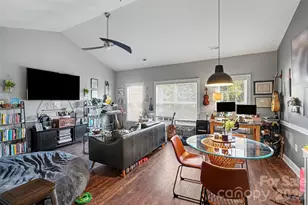 9243 Meadow Vista Rd, Charlotte, NC 28213 - Photo 2