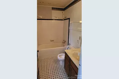 504 Chesterfield Avenue, Lancaster, SC 29720 - Photo 16