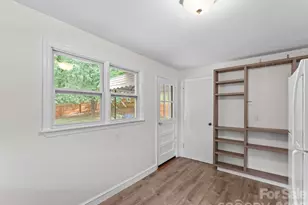 400 Monte Vista Rd, Candler, NC 28715 - Photo 16