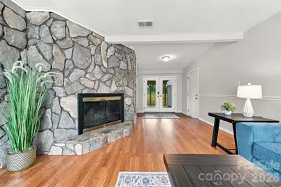 4273 Springs Road, Conover, NC 28613 - Photo 8
