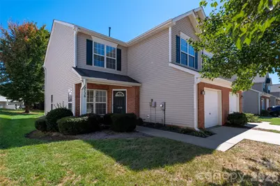 2738 Mill Valley Court, Matthews, NC 28105 - Photo 2