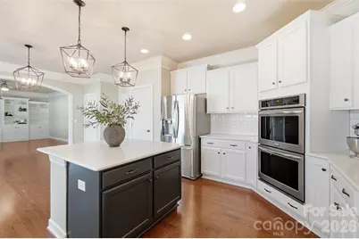 10038 Travertine Trail, Davidson, NC 28036 - Photo 2
