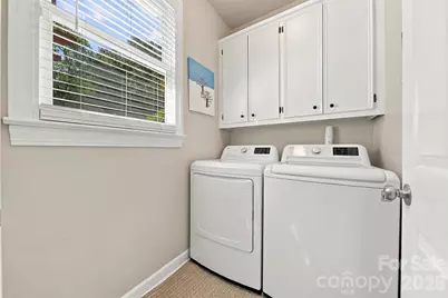 114 6th Avenue NE, Hickory, NC 28601 - Photo 32