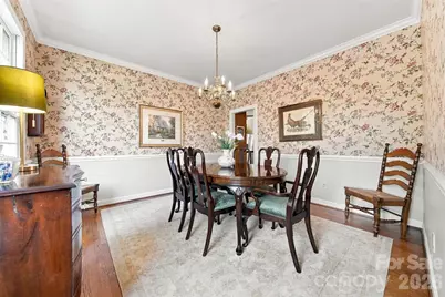 114 6th Avenue NE, Hickory, NC 28601 - Photo 10