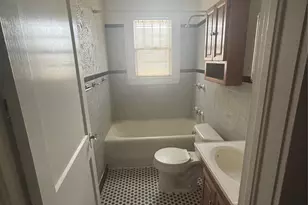 2400 Patterson Ave, Winston Salem, NC 27105 - Photo 4