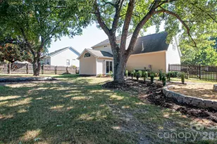 5101 Ashie Ave, Matthews, NC 28104 - Photo 8